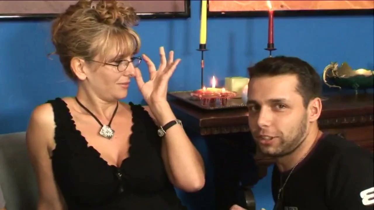 Squirting sexual adventure for an hot MILF