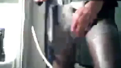 Çok ıslak cumshot içinde külotlu çorap altında the duş