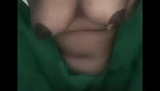 Bangladeşli Bhabi Meme uçları köyde seks büyük göğüsler