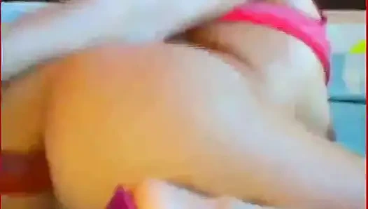 seksi sürtük dp ile oyuncaklar üzerinde hornyuclub