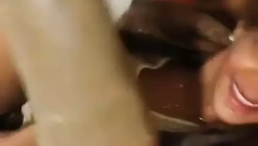 büyük bir penis istiyorum