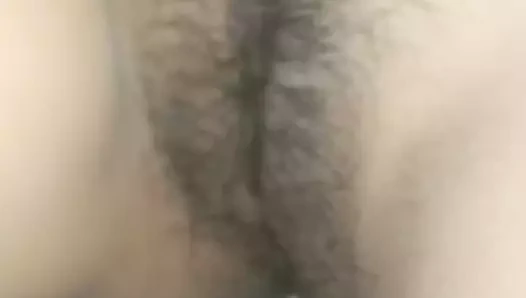 Üniversiteli kız arkadaşının su boşaltıyor