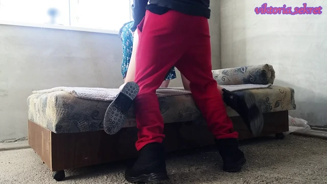 Sıcak eş gets bir Creampie itibaren bir yabancı
