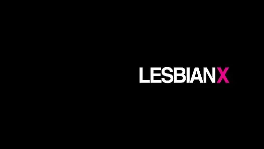 Lesbianx - şehvetli hatunlar Vanna Bardot, Freya Parker şehvetli bir şekilde oynuyor