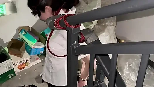 Disiplinli isyanın açık havada cezası