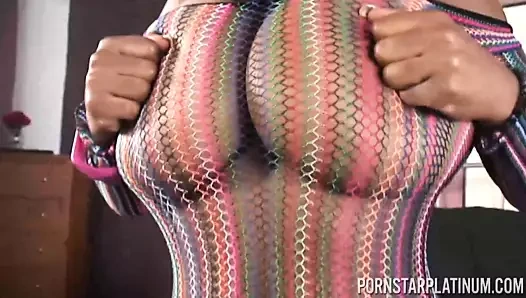 Pornstarplatinum – busty abanoz maserati xxx vibratör kullanır