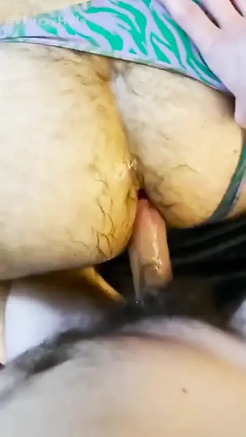 Anonim büyük yaraklı kıllı travesti sert ham bb üremeden sonra tüylü döl boşaltma su samuruna boşalıyor