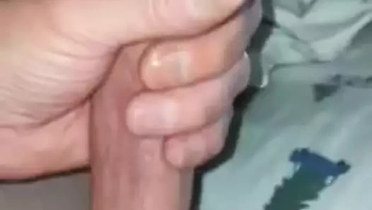 Yarağıma mastürbasyon büyük boşalma