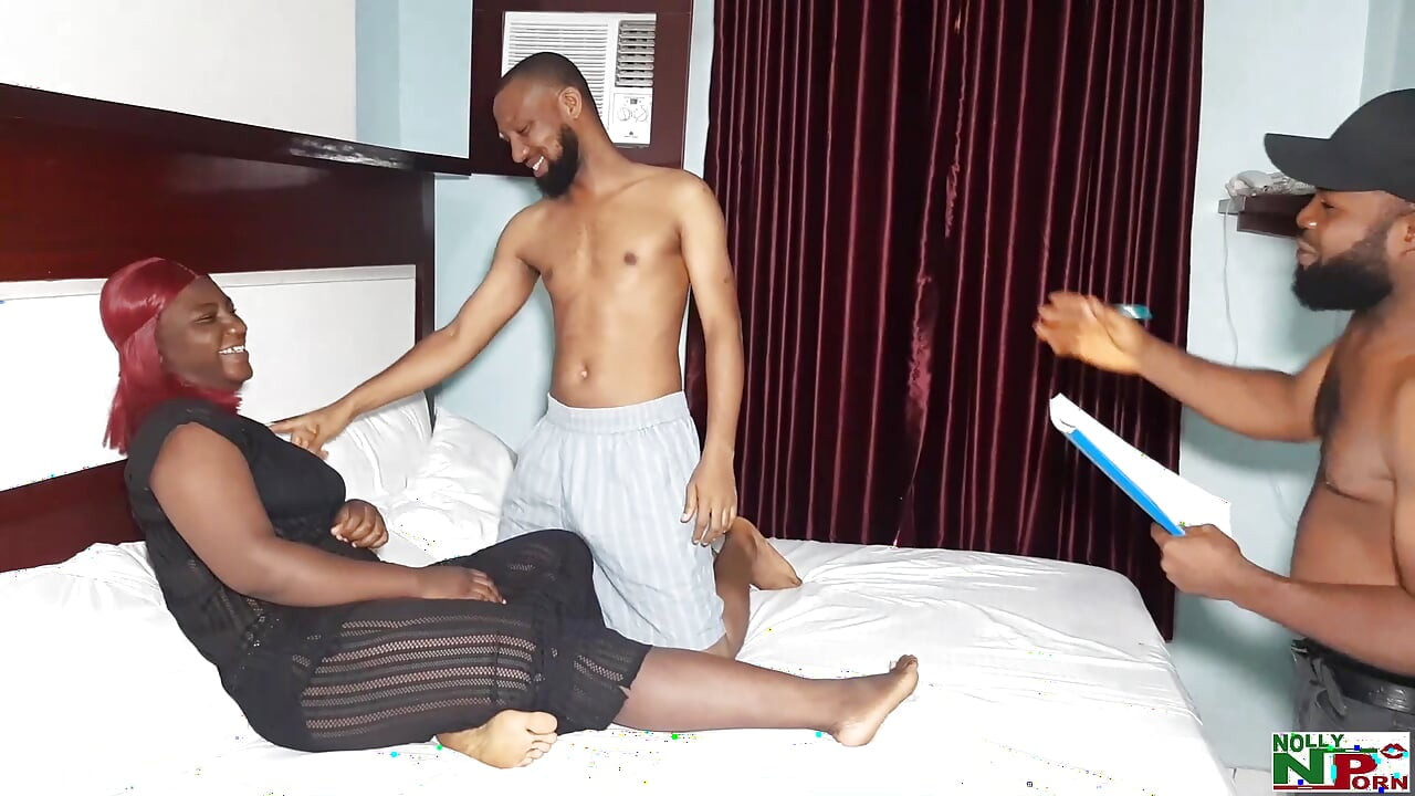 Natasha ve Pussy King'in yer aldığı seks yarışması