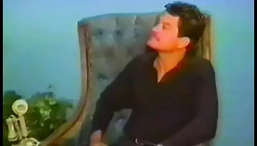 Güzel zenci piliç Portia Cauldwell azgın beyaz beyefendiyle sikişiyor
