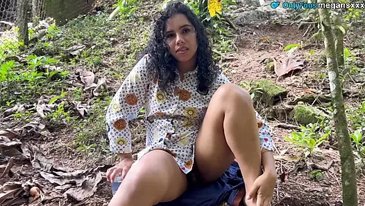 Kocam bana yarak vermek istemediği için bahçıvanı sikiyorum