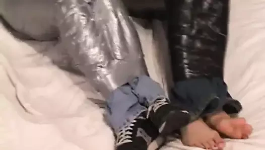 Teyp mumyalanmış kızlar gagtalk ve kavga