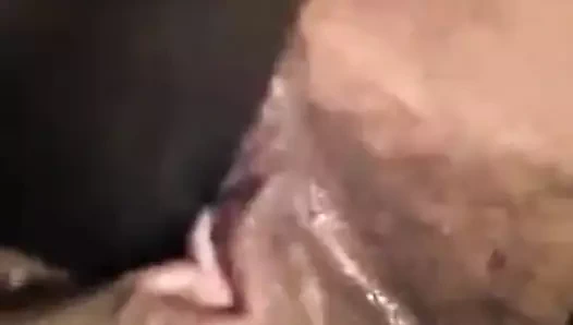 çirkin siyah kız parmak 2