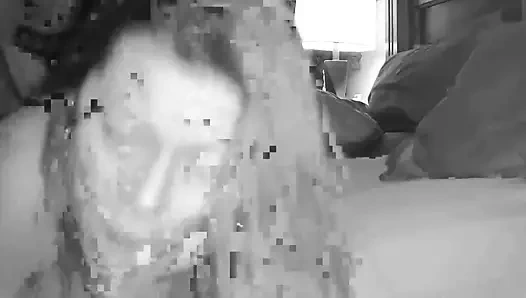 Une blonde baisee violemment par un mec tatoue