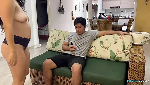 Karım sert seks istiyor ve fışkırtıyor!