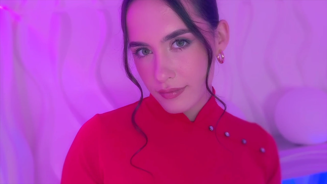 Swallow Salon Welcomes Daisy Phoenix