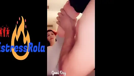 Arap sahibe rola kölenin yüzüne tokat atıyor