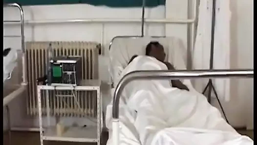 Hevesli hemşire için 30 santimetrelik siyah zevk