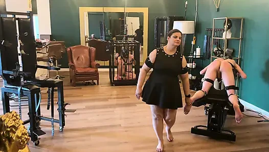 2 kölemle fetiş çatı katları, ceza alanı, köle tedavisi, kafes ve özel şezlong, bölüm 2-2.