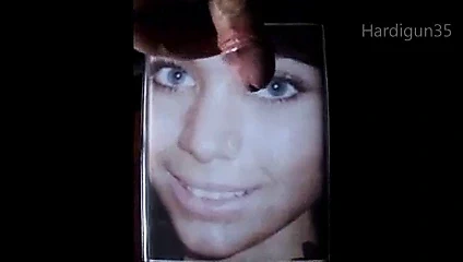 Rebecca büyük boşalma