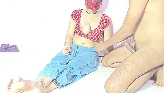 Üvey Kız Kardeş Evde Yalnızdı