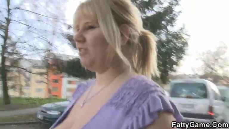 Seksi bbw verir kafa içinde the araba sonra gets becerdin
