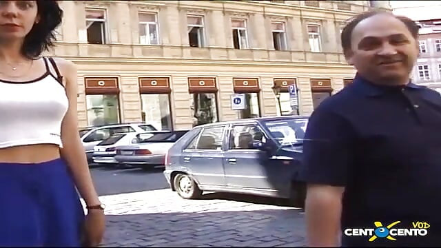 Aşırı bir Dario Lussuria filminde en yüksek seviyelerde grup seks ve sapıklık