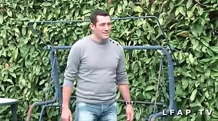 Jolie amatrice aux gros seins sodomisee