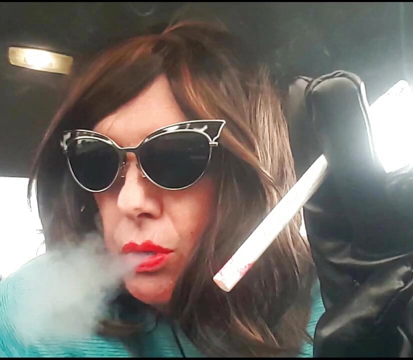 MAMA RUTHIE BANYODA MARLBORO 100 MENTHOLS KEYFİ