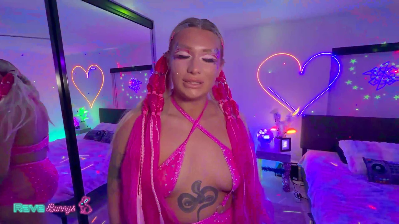 Rave Vixen Chanel Luxx Gets Her Pussy Wrecked by the Hung Dj!
