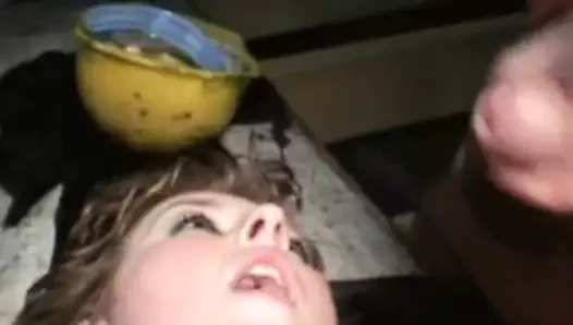 Gecede çalışan ekiple şantiyede seks yapıyor