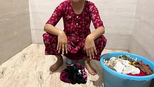 Güzel yenge devar ile ilk kez seks yapıyor! Net Hintçe ile önde işiyor
