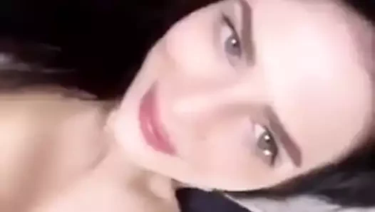 Tunus'ta Amerikalı fahişe