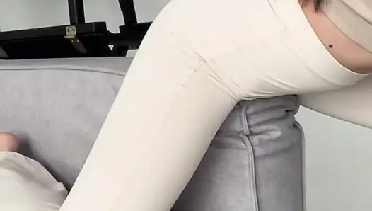 Uzun bacaklı deve toynağı tayt yogası