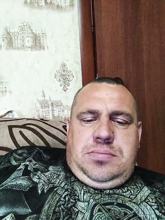 Daddy messes around while no one sees