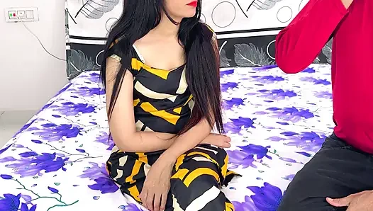 Priya'nın Patronu Iş Görüşmesi Sırasında Amını Sikiyor. Full HD Hintçe Porno Seks Filmi