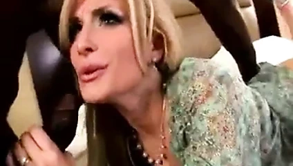 Siyah sahibi eğitmen