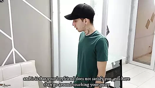 Üvey erkek kardeşler vayolet ağzına tüm dölleri alana kadar ateşlerini düşürmek için mastürbasyon yapıyor - İspanyolca porno