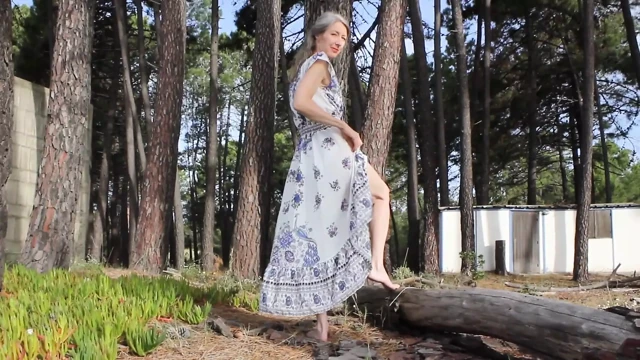 Annabel'in açık havada ateşli striptiz