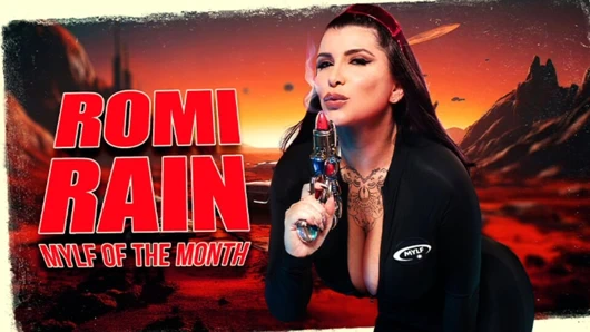 Ayın seksi kadını - Romi Rain insanlığı korumak için uzaylıyla sikişiyor!