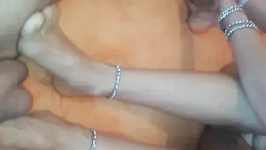 Selena'nın nacked yakın çekim seks oyunları