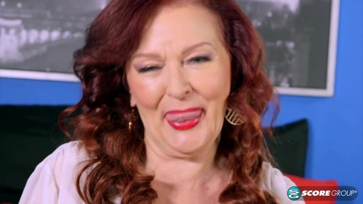 73 yaşındaki ateşli amcığı sik!