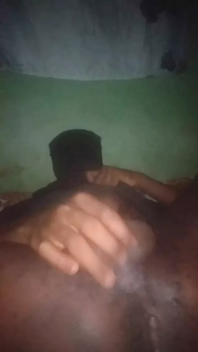 Çok ıslak ve kremsi.