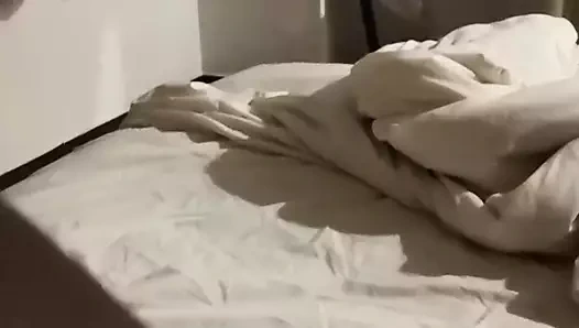 Seksi Malezyalı Hintli ile sikişiyor