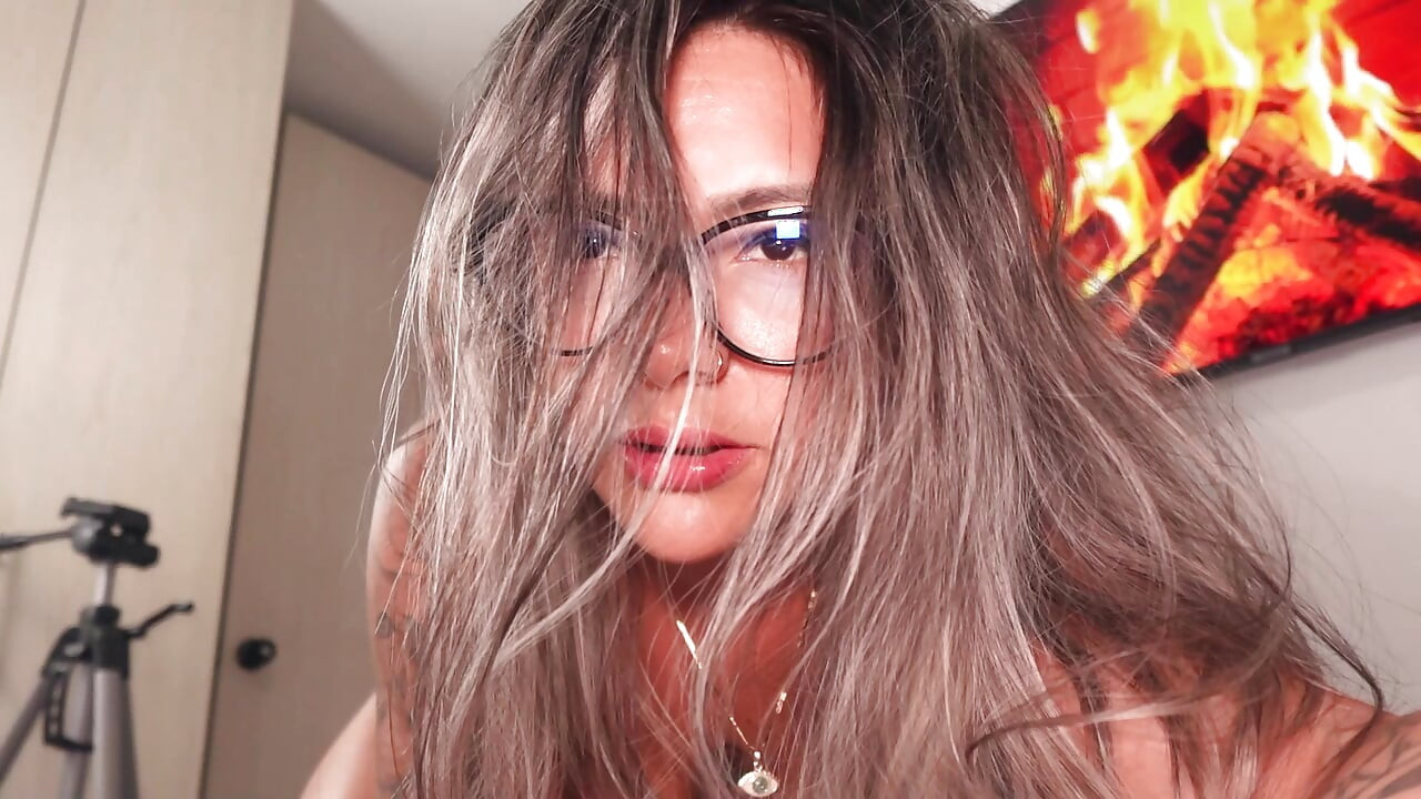 Luna Ferrara romantik bir sikiş alıyor