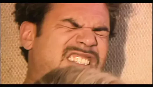 Lana Moore kocası üzerine boşalmaya karşı dururken itaatkar hissetmeyi seviyor