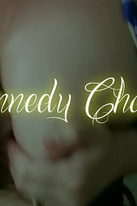 Terli büyük memeli orta yaşlı seksi kadın ağzına boşalma xxx