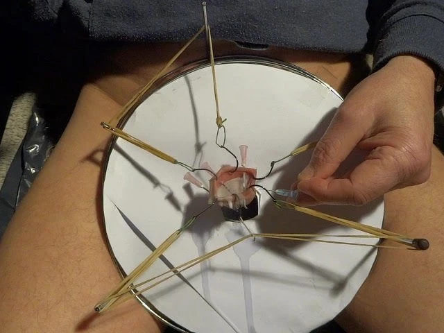 Крючки для рыбы, иголки, горячий воск