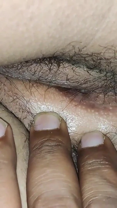 Stepbehna ne bola "aa ja mere battaniye mein so ja", andar kuch nahi pehna tha - ne lund andar daal ke raat bhar chut fa | Klip 1