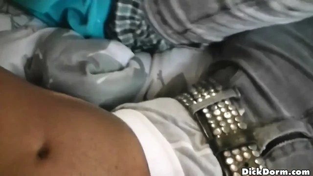 Reality Dudes - vahşi jerry yatakhane odası kurulumunda tıraş olmaya çok hızlı bir şekilde emmeye dönüştükçe Anthony'nin aklını yok ediyor